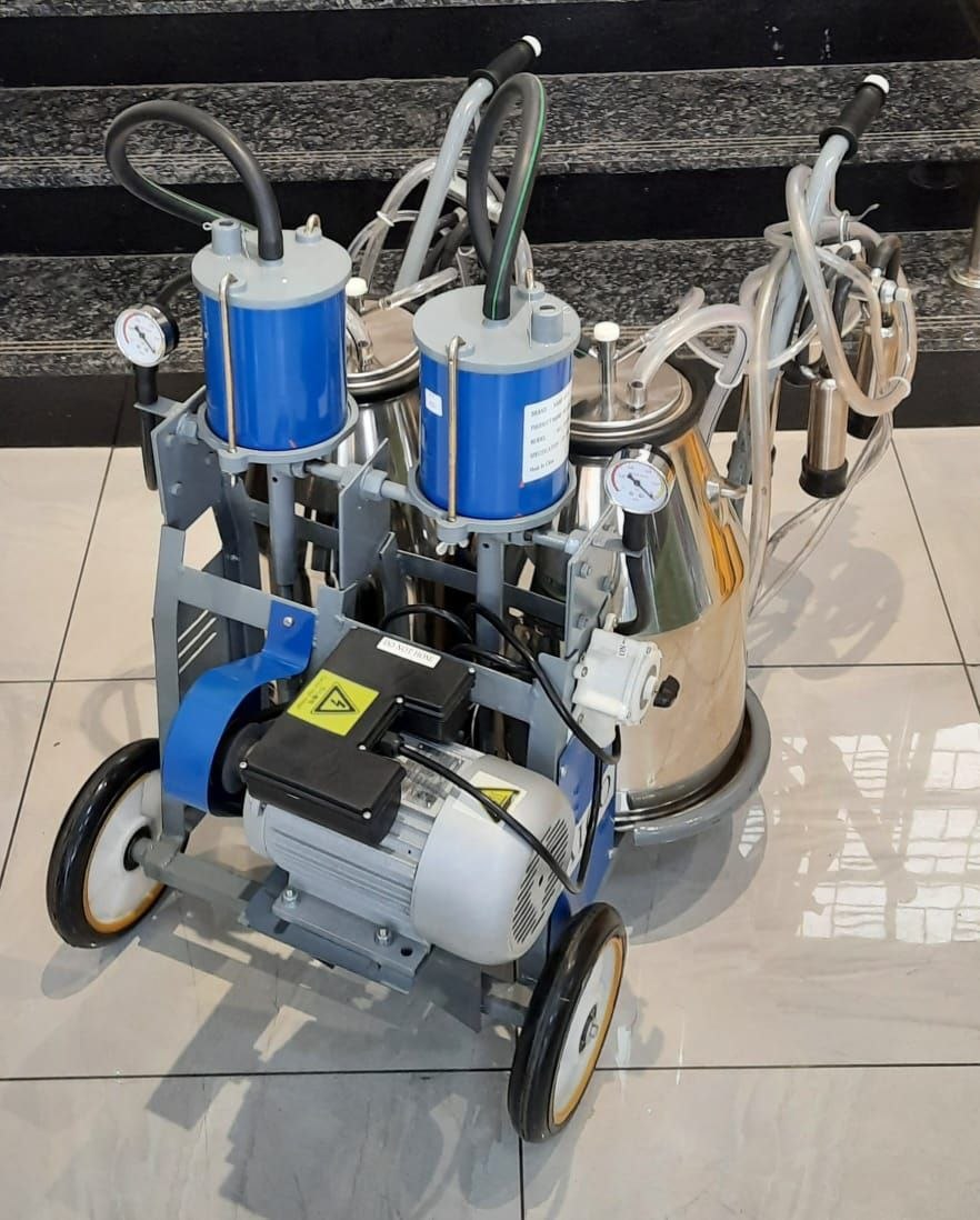 01cb99ec-2412-4175-bfbb-cd2318f4d293 Aico Japan Milking machine DOUBLE BARREL - Image 1