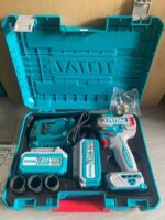 Total TIWLI2050 Cordless impact wrench 500Nm