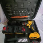 DeWalt cordless electric hammer drill set 26v