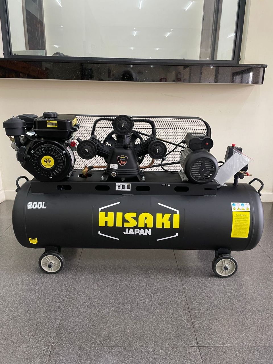 a0f526e0-b362-4e36-86ec-4eebff8f106e Hisaki Japan 2-in-1 Dual-Drive 200-Litre Air Compressor - Image 1