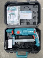 Total TH308268-2  Rotary hammer 800W 26mm