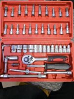 46-Piece 1/4" Drive Socket Ratchet and Screwdriver Tool Set